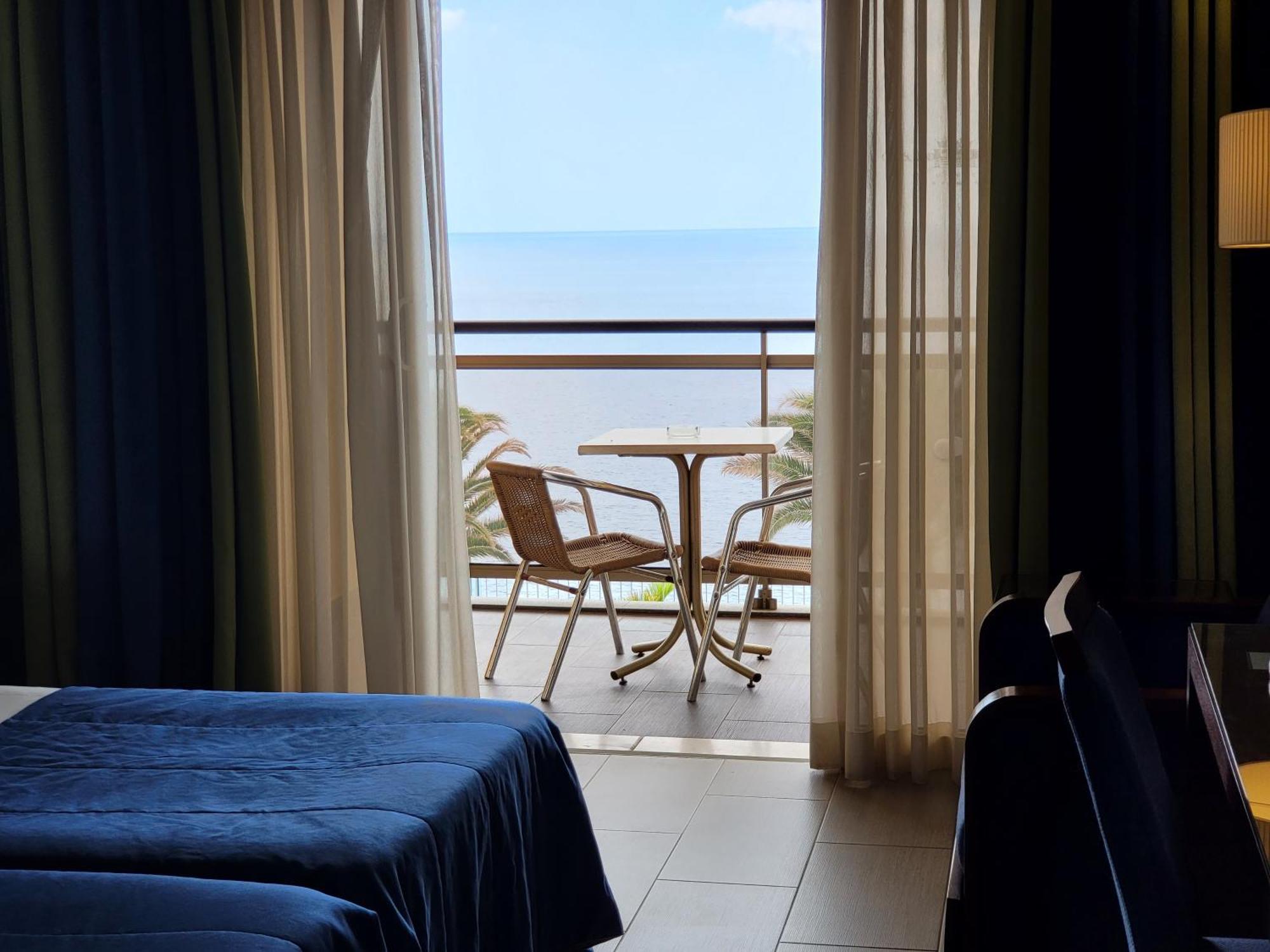 Hotel Cais Da Oliveira Caniço Εξωτερικό φωτογραφία