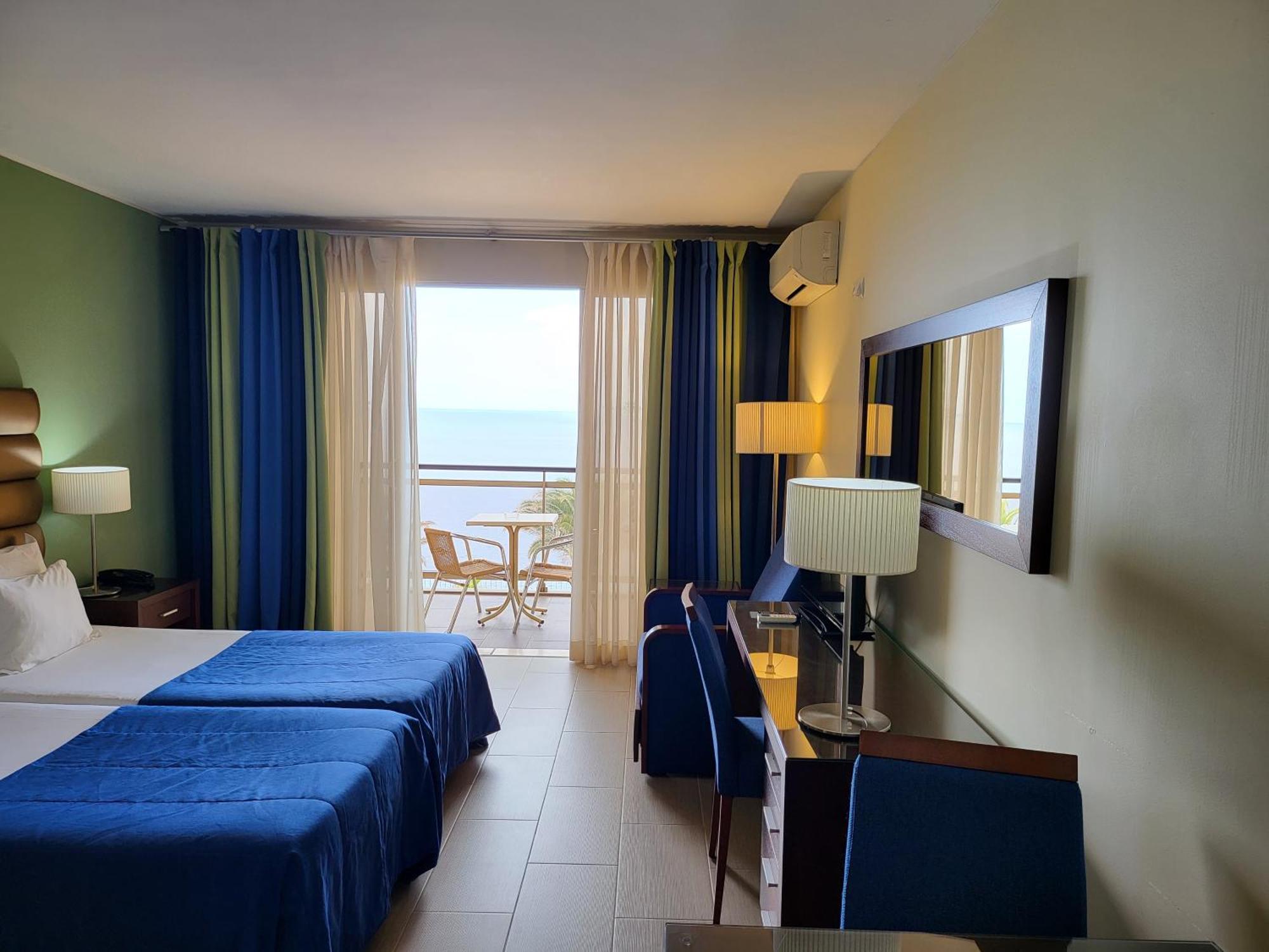Hotel Cais Da Oliveira Caniço Εξωτερικό φωτογραφία