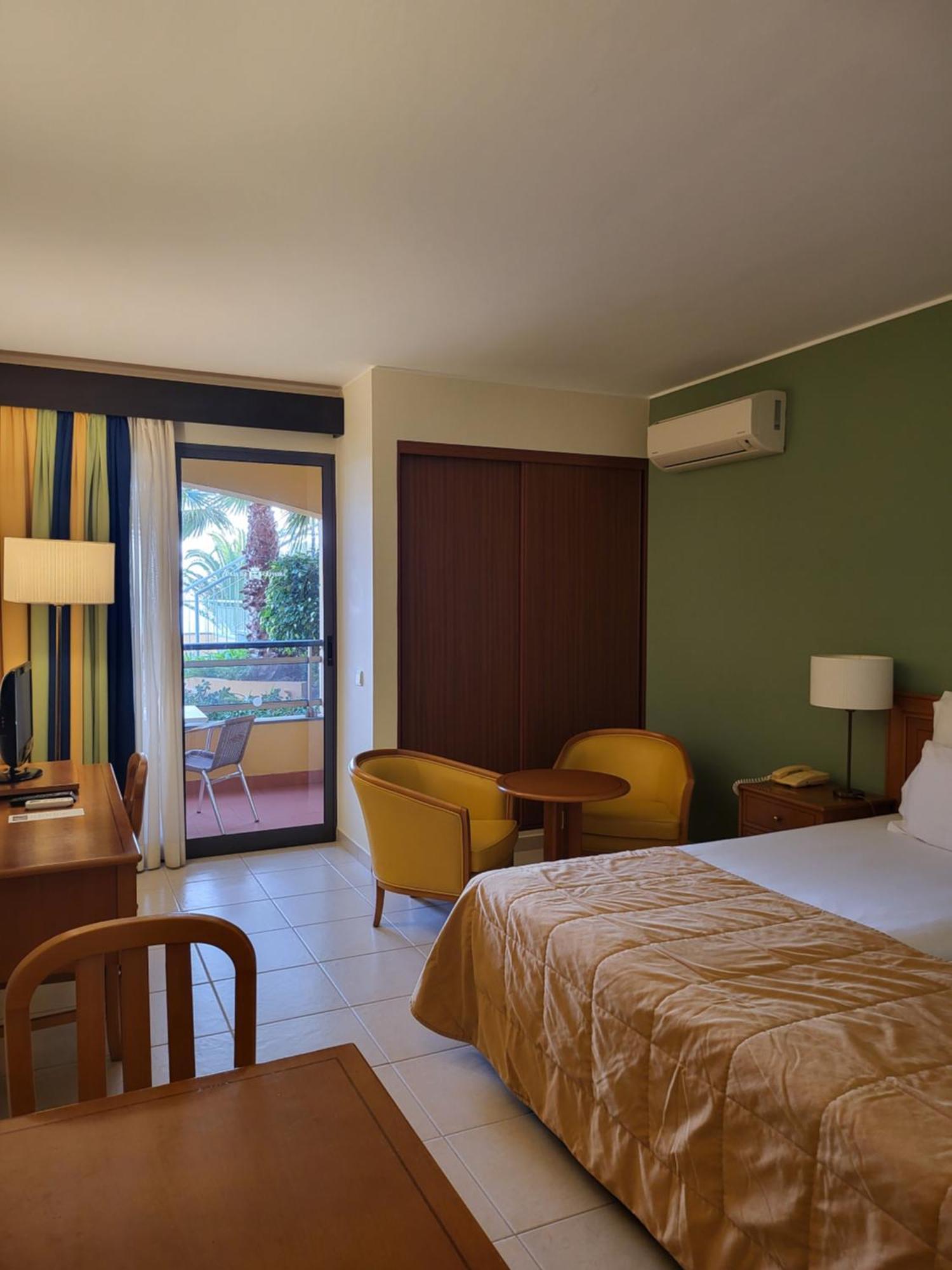 Hotel Cais Da Oliveira Caniço Εξωτερικό φωτογραφία